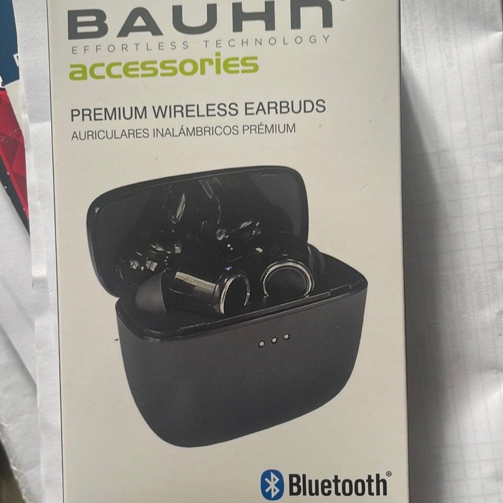 Wireless earbuds
